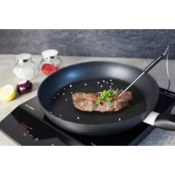 Food Warmers CASO TC 1800 Single Induction Burner 11 In. Black Hot Plate -MegaChef Sales Shop black caso hot plates 12223 4f 1000