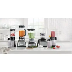 Blenders NINJA Nutri Auto IQ 24 Oz. 3-Speed Black High Speed Single Serve Blender -MegaChef Sales Shop black ninja countertop blenders bl480d 66 1000