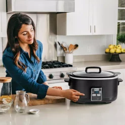 Cookers NINJA 6 Qt. Black Slow Cooker With Touchpad Controls And Keep Warm Setting -MegaChef Sales Shop black ninja slow cookers mc510 4f 1000