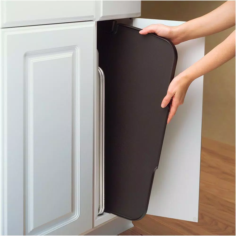 Electric Skillets & Indoor Grills Presto 231 Sq. In. Black Non-Stick Electric Griddle 4 Electric Skillets & Indoor Grills Presto 231 Sq. In. Black Non-Stick Electric Griddle - Image 4