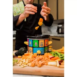 Cookers Uncanny Brands Minions 2 Qt. Slow Cooker Yellow -MegaChef Sales Shop yellow uncanny brands slow cookers sc2 des min 31 1000